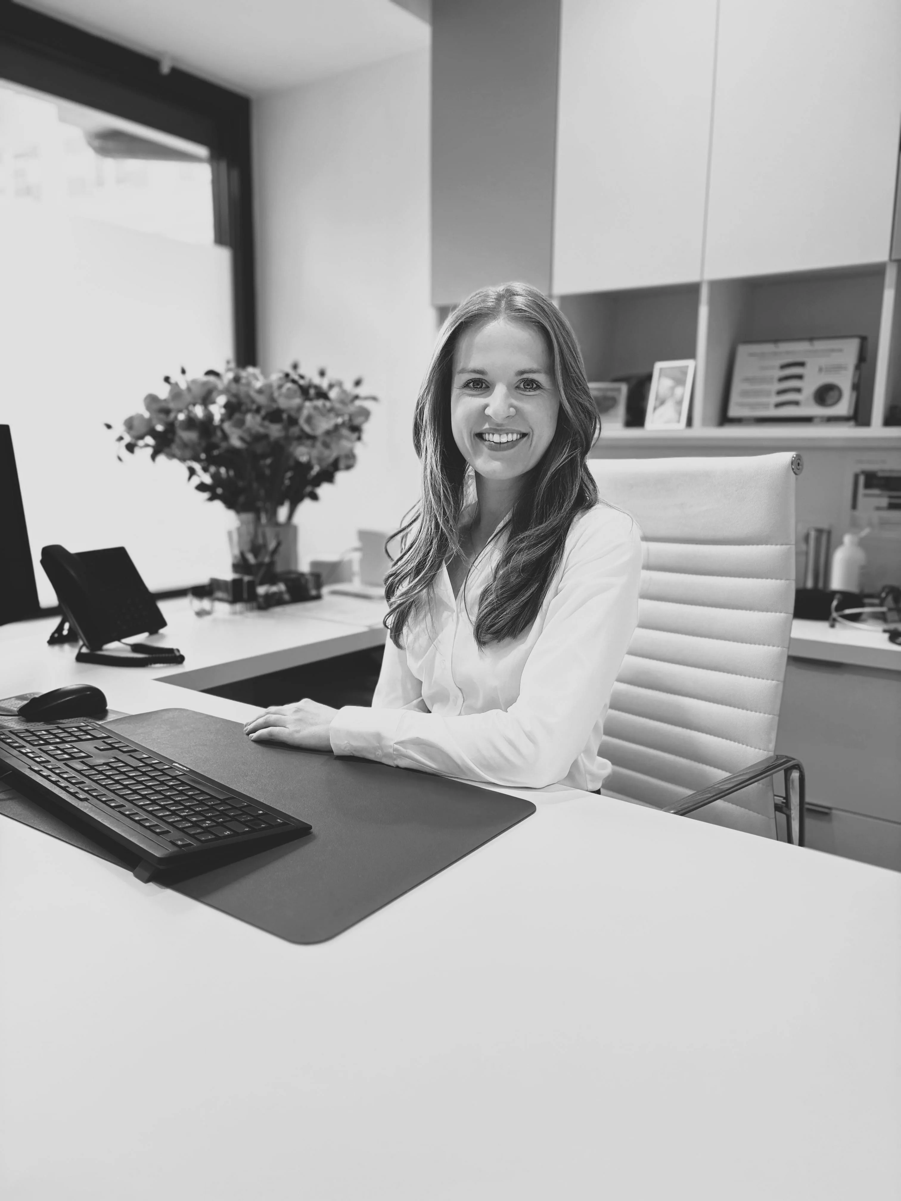 Dr. Carmen Weiss